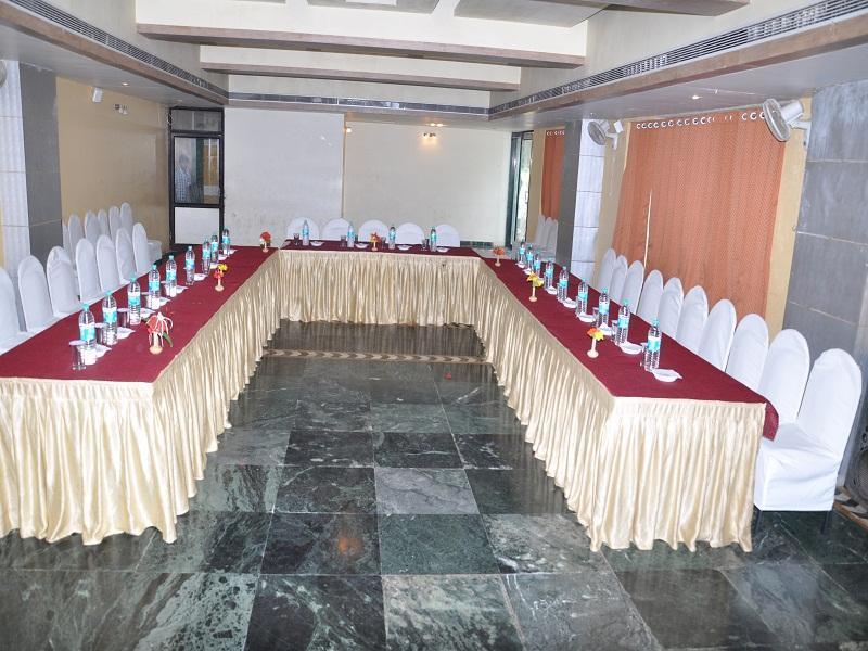 Leo Resorts Junagadh Exteriör bild